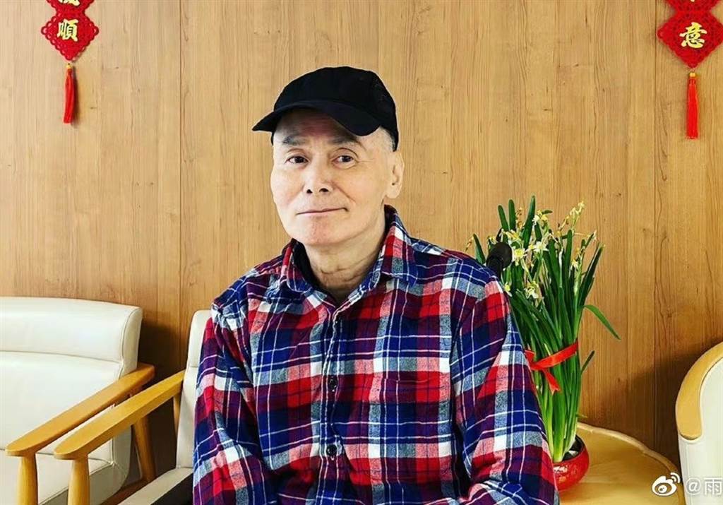 金庸專業戶！武打巨星「80年代紅極一時」中風遭棄養　妻離子散「劉德華伸援手」近況曝
