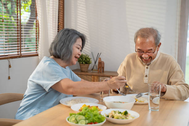 拉肚子拉到沒命！80歲老夫婦1亡1傷「全因一碗蛋炒飯」　醫嘆「疏忽小細節」：生蔥花也釀禍