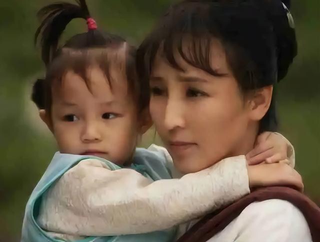 19歲和窮小子私奔！她在「地下室連生3胎」不被父母承認　丈夫用9部劇「將她捧成當紅女星」