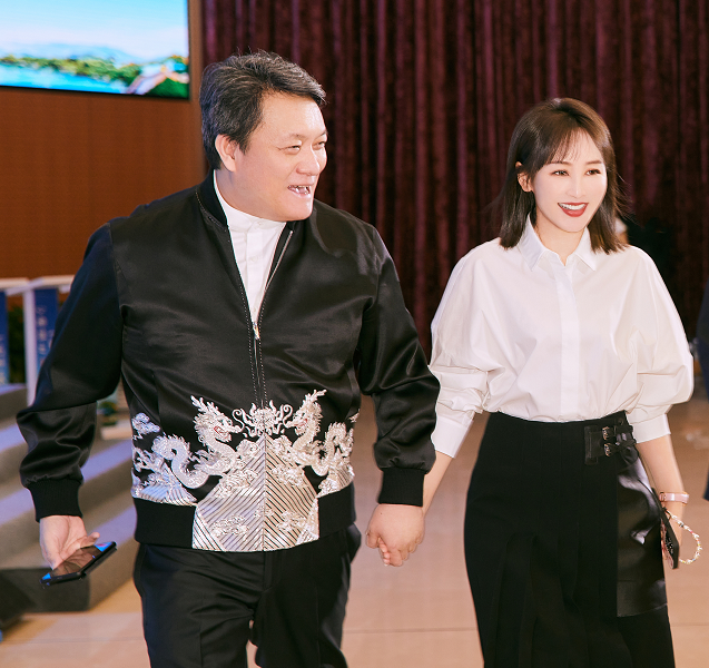 19歲和窮小子私奔！她在「地下室連生3胎」不被父母承認　丈夫用9部劇「將她捧成當紅女星」