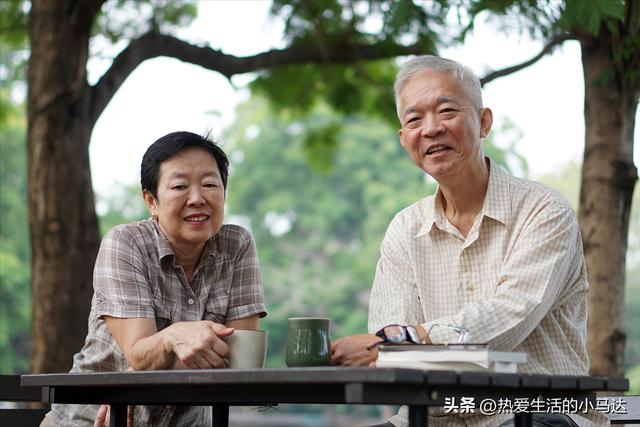 56歲再婚！我和退休教授「結伴養老半年」非常滿意　「經歷3件事」讓我唏噓：學歷高有何用