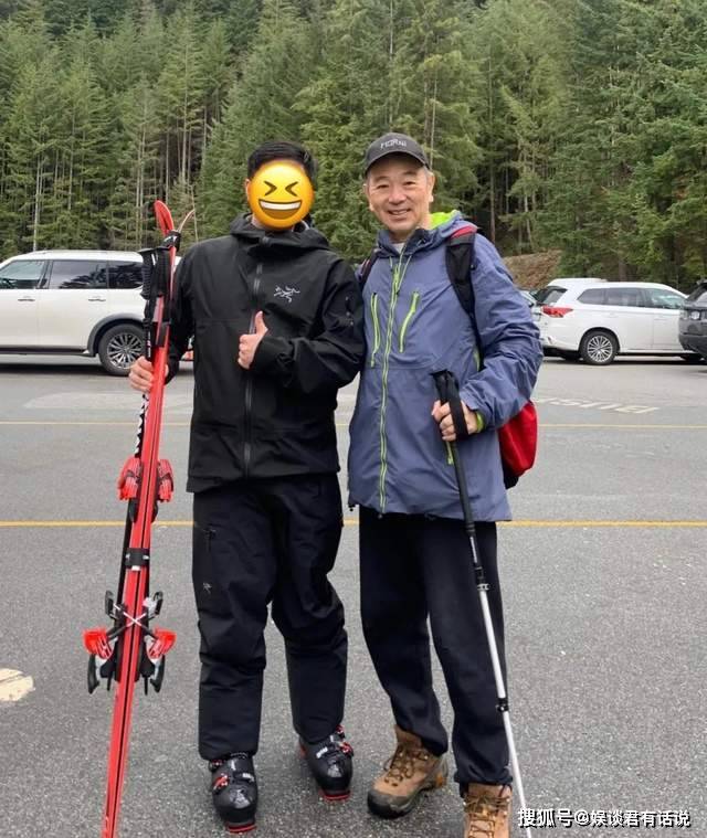 被爆住在富人區！66歲大咖演員「零偽裝猛嗑路邊攤」竟無人認出　「150元花不完」接地氣生活曝