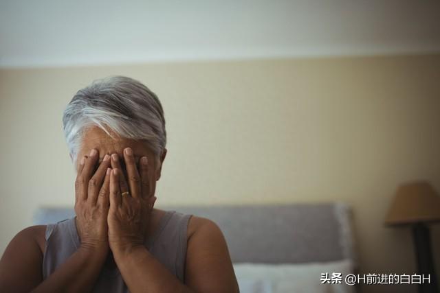 到女兒家幫帶孫！一週後「女婿弄丟10萬塊」女兒竟盤問我　外孫也幫我說話「下秒我一個舉動」從此沒女兒