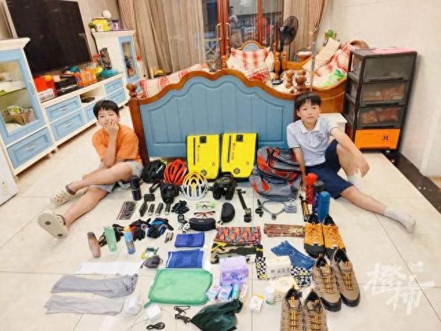 國中兒放暑假！父子三人「32天騎2160公里」日騎10小時　翻過12座高山回家「媽媽開門傻眼了」