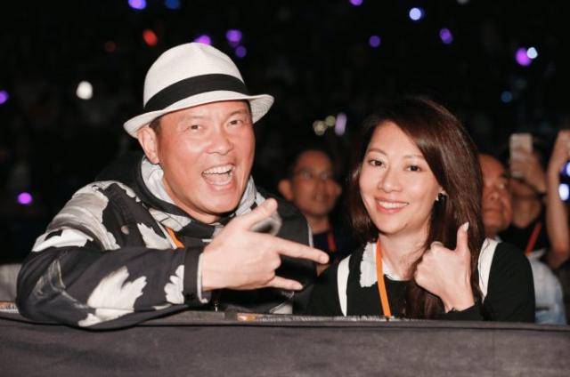 結婚邁入19年！曾國城剛丟主持棒「1舉動惹毛辣妻」　老友爆料「夫妻私下相處」：她一直抱怨