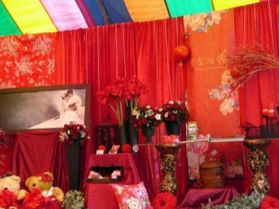 新婚夜妻子「穿棉襖睡覺」!丈夫覺得有問題 半夜起來「打開燈」整個人懵住了