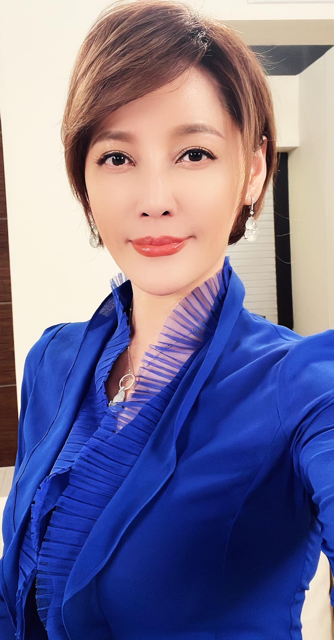 尪是台中地主！本土劇惡女「突賣掉千萬豪宅」搬回台北　帥兒1舉超暖「輪廓深邃像混血兒」