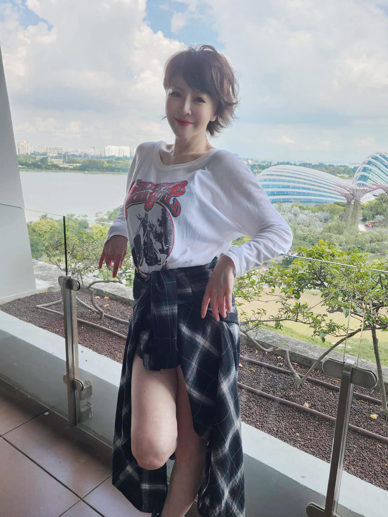 樂當不婚族！資深女星「每年砸百萬動臉」維持美貌　「媽媽是開酒店」豁達養老觀讚爆