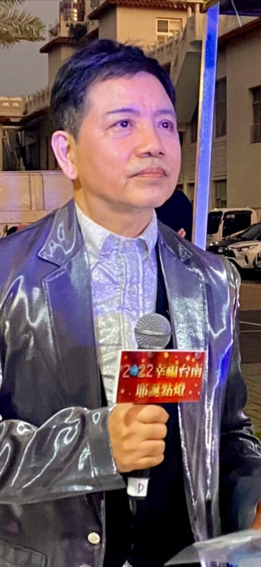 才送走病母!69歲金鐘男星「罹患扁桃腺癌」緊急開刀 「右頸留12公分傷疤」化療病況曝光