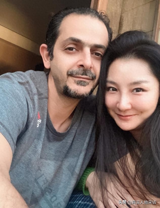 跨國婚姻也幸福！嫁到阿聯酋21年「生5個孩子」　老公超寵「花1200萬買別墅」還陪我到處旅遊
