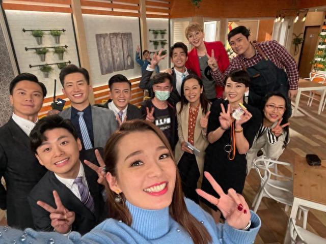 39歲未婚生子！綠葉女星「獨力撫養兒子」生父身分成謎　砸天價學費「送12歲兒讀名牌學校」