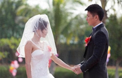 新婚夜！老公給我看個寶貝　看清後我「頭皮發麻想吐」：他怒把我趕回家