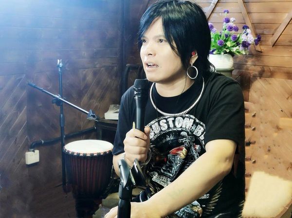 被封小伍佰!46歲歌王「被爆是黑幫老大」慘遭逮捕 身揹3大罪「兇殘手段曝光」粉絲嘆:誤入歧途...