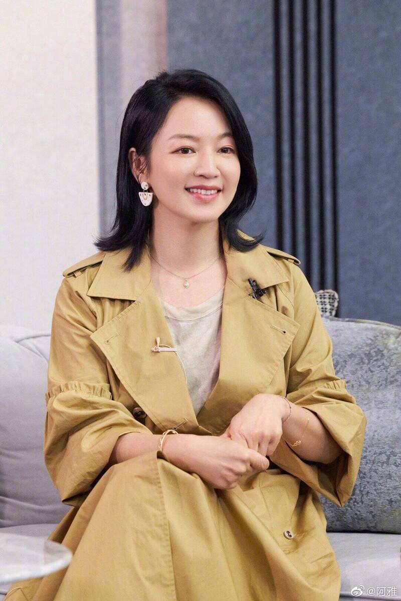 低調返台！台灣女星斜槓「當禪學講師」一身樸素裝扮　「老公背景不簡單」鶼鰈情深9年