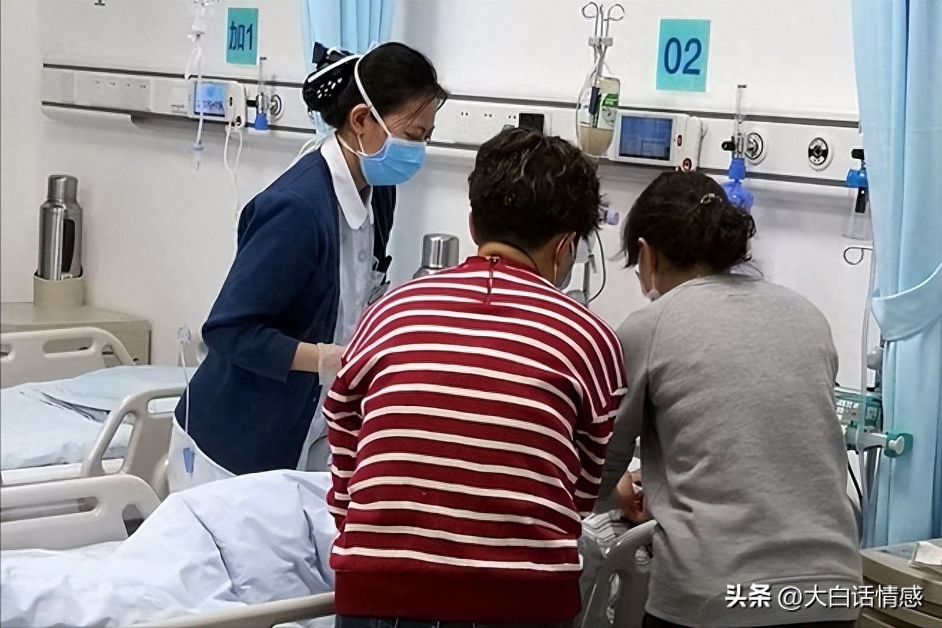 女婿車禍癱瘓！丈母娘每次照顧都「支走女兒」　女兒返回一看嚇得連連後退