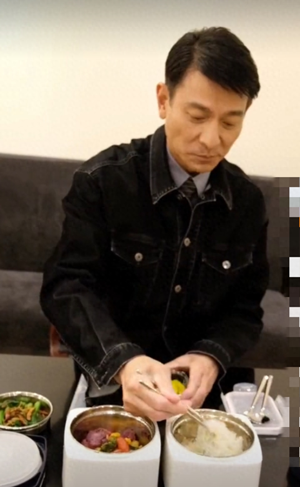 60歲劉德華罕曬「一日三餐」！網友佩服：太狠了，難怪看起來像40歲