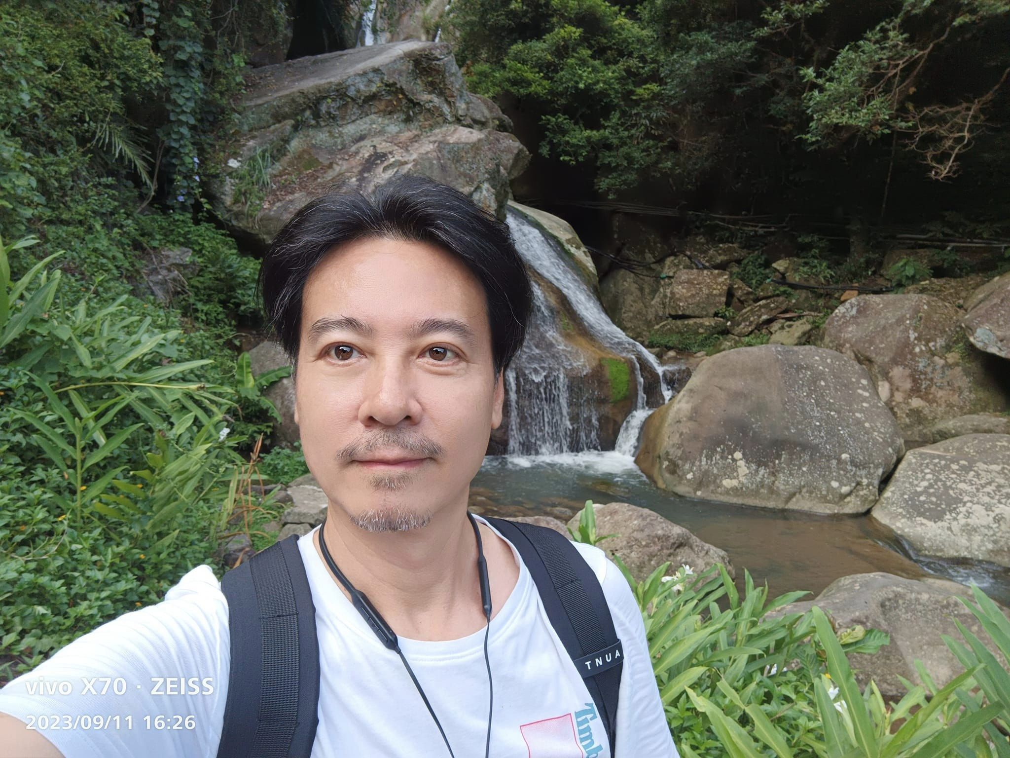 車禍肇事者想逃！資深男星「衝過去一把抓住」正義暖舉曝　「熱心幫指揮交通」被網友讚翻