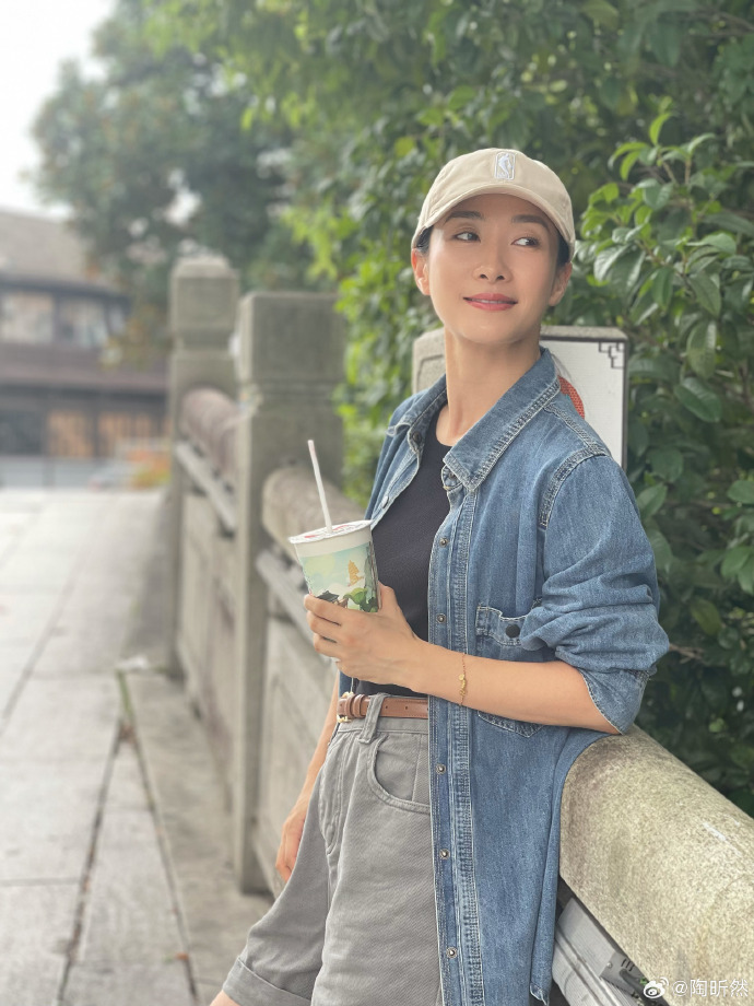 孩子更重要！《甄嬛傳》女星「放棄爆紅機會消失」今不如昔　「首曝7歲愛女」甜喊：一生最幸福