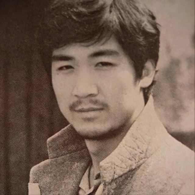 淨身出戶另娶新歡！68歲影帝拋棄結髮妻「35年後境遇大不同」　「獨子被演藝圈封殺」成最大心病