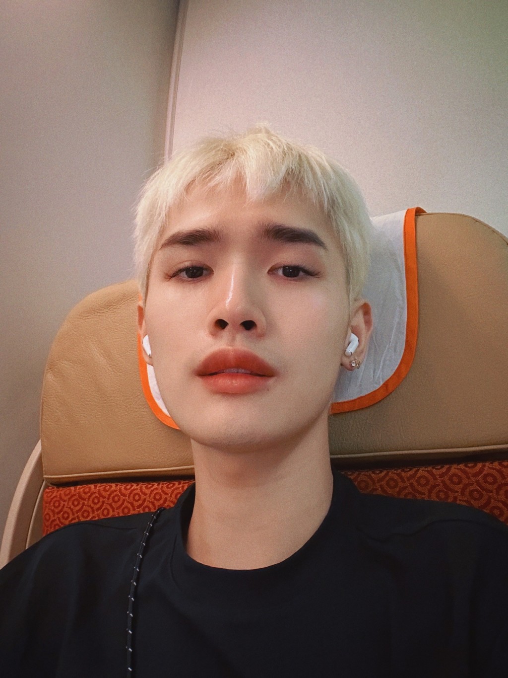 百萬Youtuber「騎Ubike背愛馬仕包」價格6位數起跳 眼尖網友「一眼認出本尊」:低調的奢華