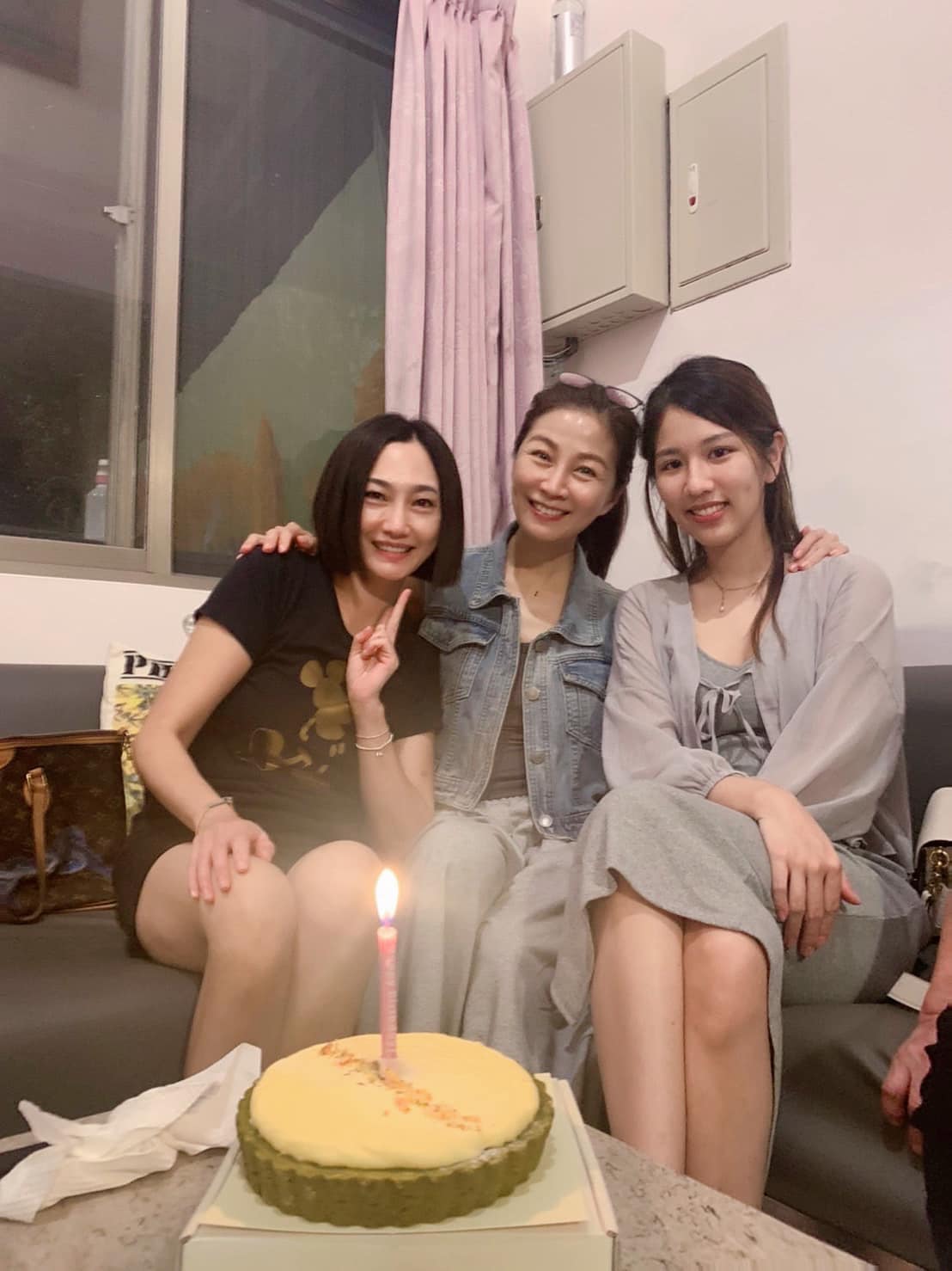 地表最佳前妻！方文琳離婚17年「世紀同框于冠華嫩妻」　驚喜現身捧場「坦言從未與前夫斷聯」
