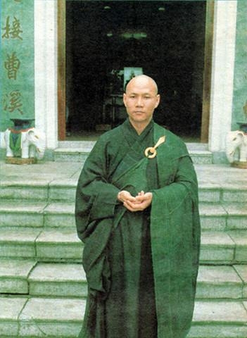 因 「霍元甲」爆紅！資深男星「疑因趙雅芝」剃度出家　今72歲普通到認不出：過平凡生活