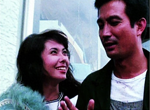 女星結婚1年「丈夫意外去世」崩潰退圈40年！再復出「已成白髮老嫗」卻被讚：把生活過成詩