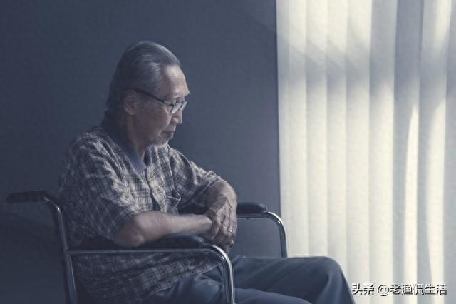 我有3兒1女！做全身健檢「3個兒子都不肯來醫院」幫我簽字　當我「淡定打了一通電話」他們都慌了馬上出現