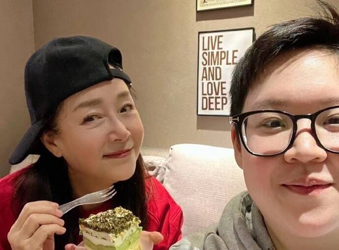 20歲奪金馬影后！26歲邂逅印尼富商閃嫁　誰知新婚夜「崩潰想離婚」