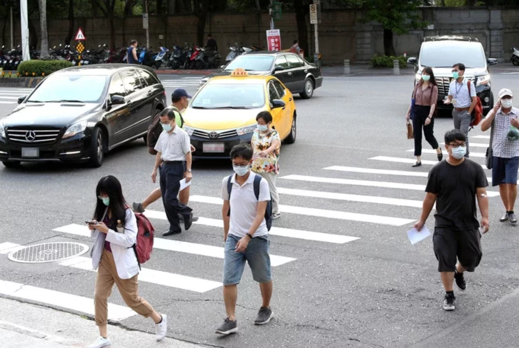 最凶中秋節！命理專家「點名這4生肖」恐遇血光災　曝「太歲餓了60年」警告：冬至前最危險