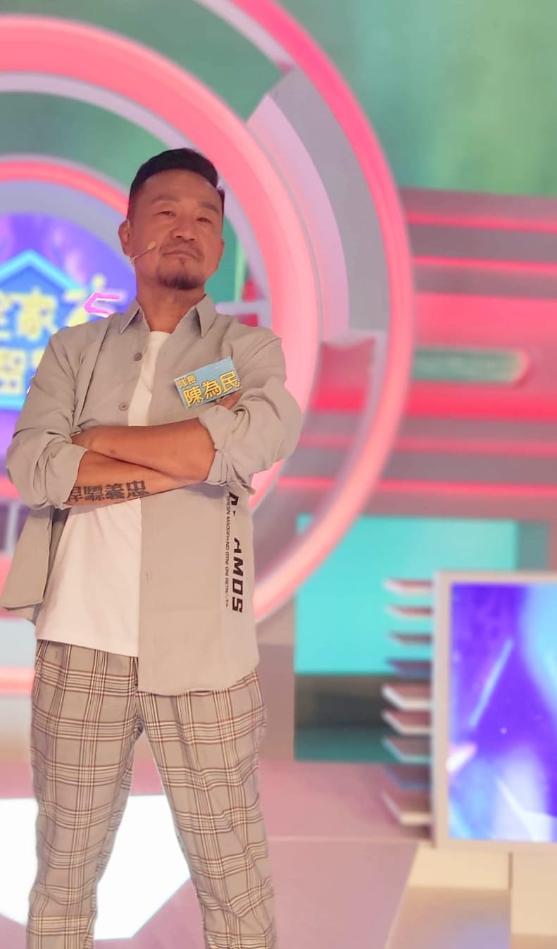 女友設局陷害！59歲男星一夜破產「欠巨債流落街頭」　「今翻身擁千萬房產」成飄撇帥大叔