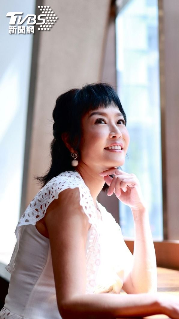 8次化療又復發！48歲女星罹癌末「滿臉長出老人斑」　嘆「身體已邁入老年」竟遭酸民攻擊
