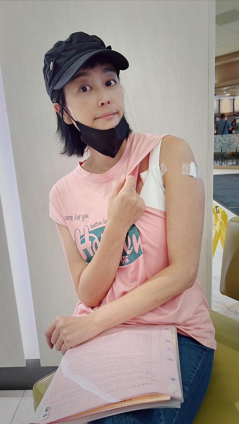 8次化療又復發！48歲女星罹癌末「滿臉長出老人斑」　嘆「身體已邁入老年」竟遭酸民攻擊