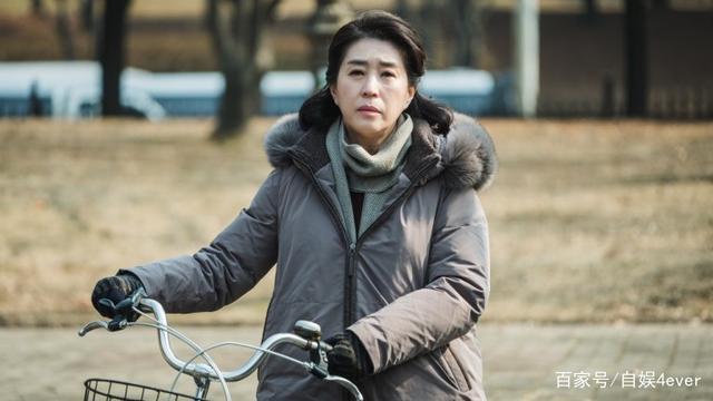 退休後嫌我薪水少「老伴要求AA制」！　中秋連假「公婆要來小住」當天我做了一件事家庭群組吵翻天