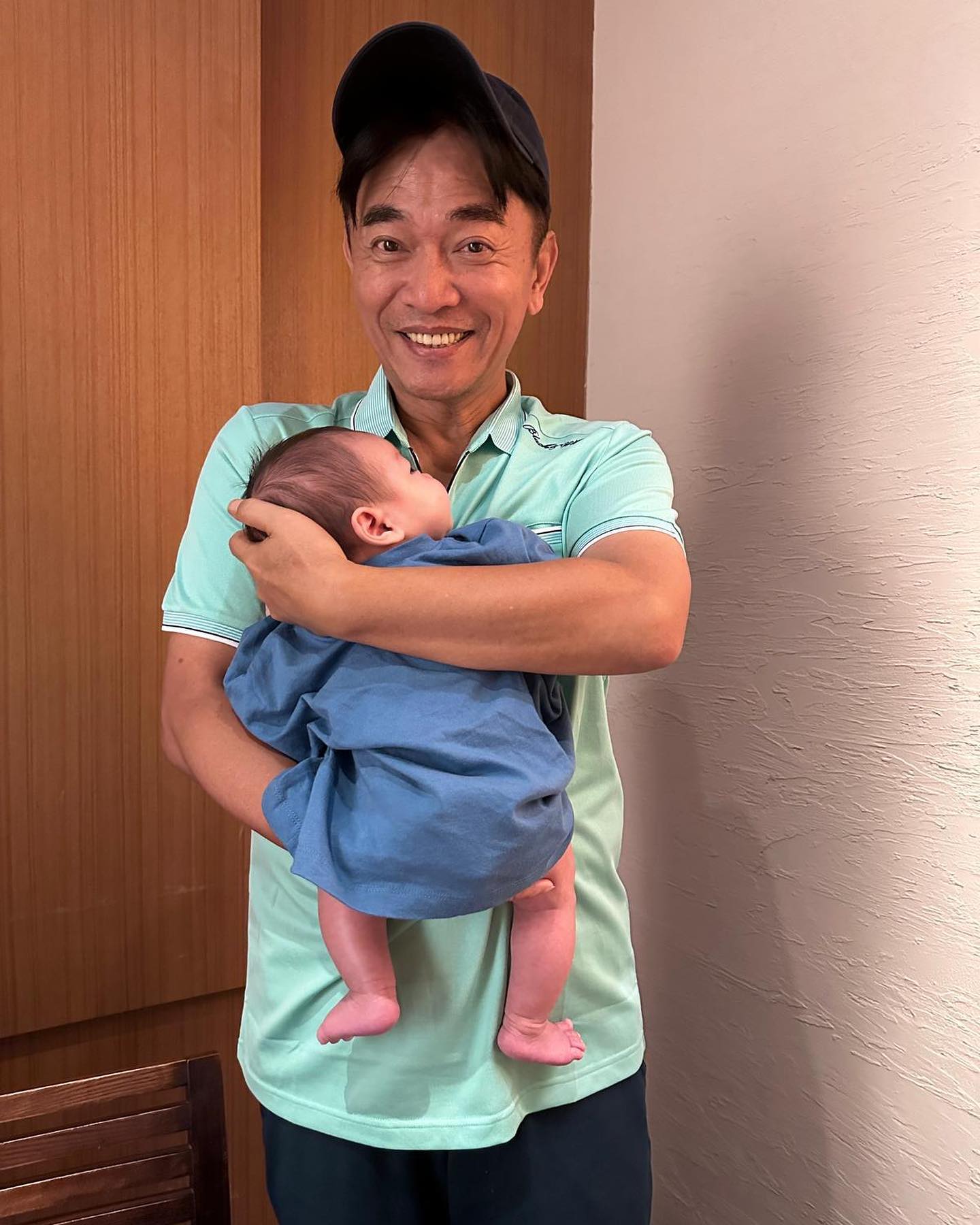 睡覺被吵到！吳姍儒節目上自爆「慘遭爸爸賞耳光」　「衝突內幕曝光」吳宗憲跳出來急喊冤