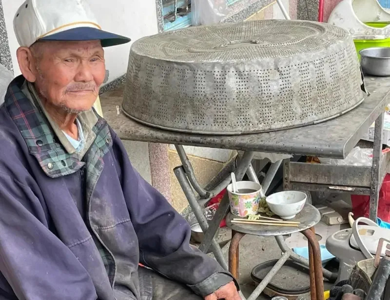 78歲老翁與兩智能不足兒的溫馨與遺憾：義工團暖心蓋房，卻僅住四個月傳噩耗