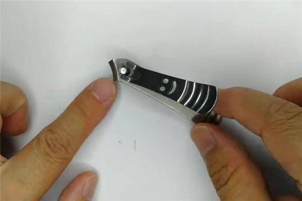 為什麼晚上不能「剪指甲」？今天告訴你答案　真的不是迷信