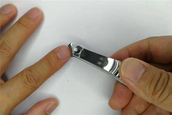 為什麼晚上不能「剪指甲」？今天告訴你答案　真的不是迷信