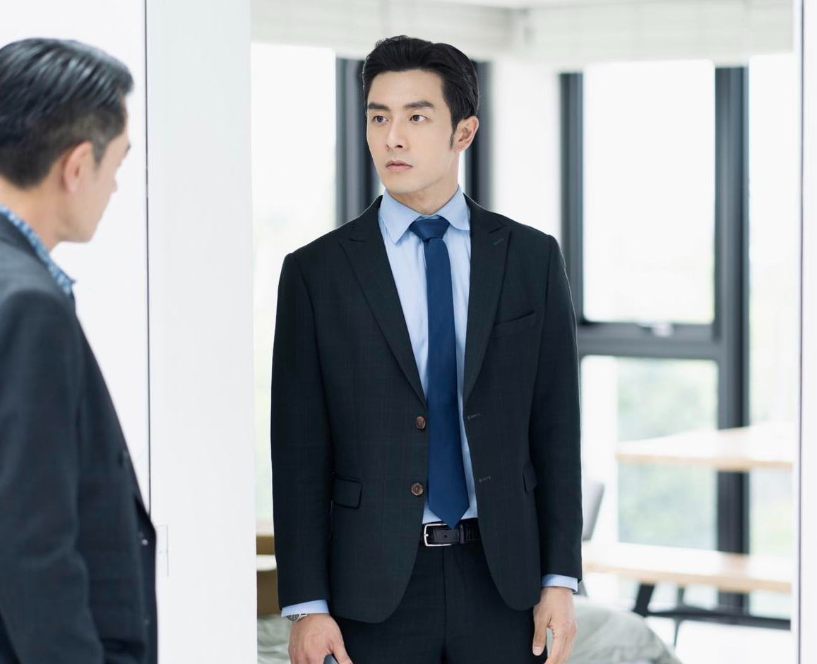事業陷低潮！男星認了「半年0收入」被勸改行賣保險　「淚謝前輩拉拔」羞愧：不敢回頭看以前