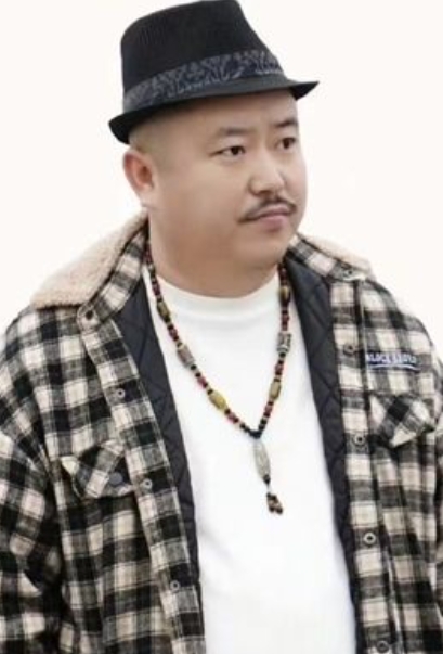 演出多年長壽劇！42歲男星驚傳「送醫搶救不治」　妹妹痛心「鬆口病因」：願來生再相識