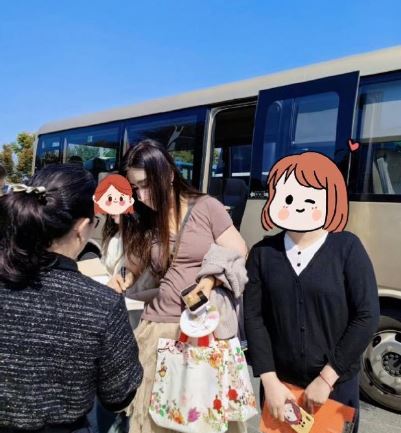 偶遇野生女神！她消失19年「突現身街頭」一身仙氣　「56歲狀態絕美」網驚嘆：果然時光不敗美人