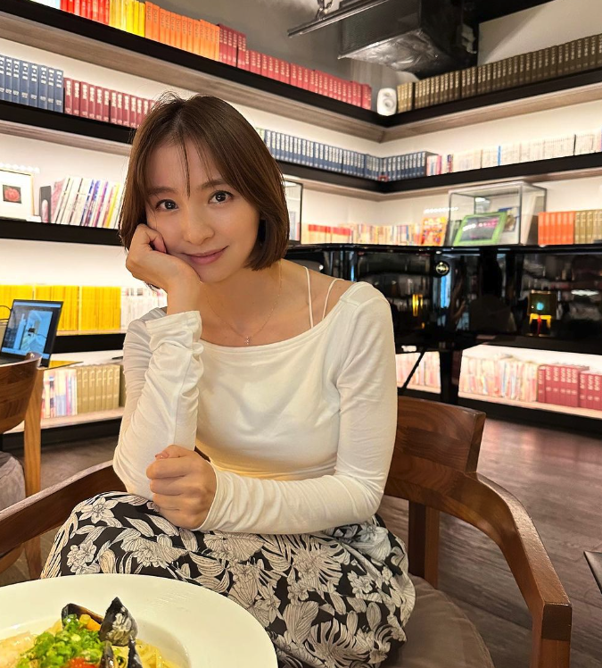 出軌小王被抓包！37歲女星「火速離婚富商尪」消失螢光幕半年　傳電視劇復出「接演外遇人妻」網傻眼：本色演出