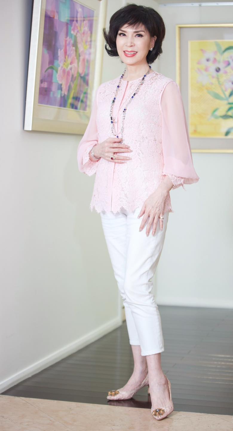 富尪病逝5年！白嘉莉遭問「是否有第二春」害羞回應　坦言近日有喜「樂意公開被祝福」