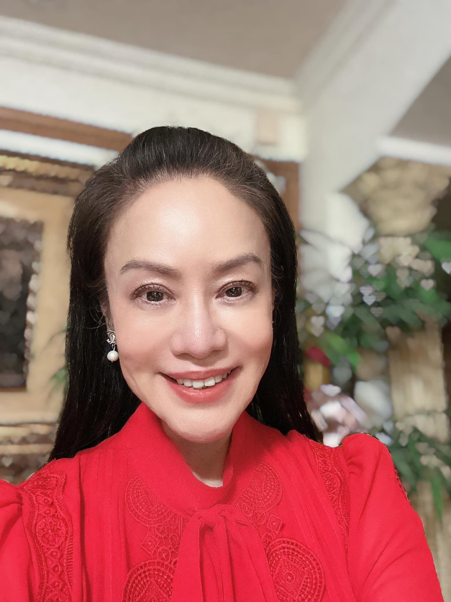 坐擁4豪宅！一代女皇金佩姍爆「費玉清親授1秘訣」現身價破億　「寧和富商尪分居」也要及時盡孝