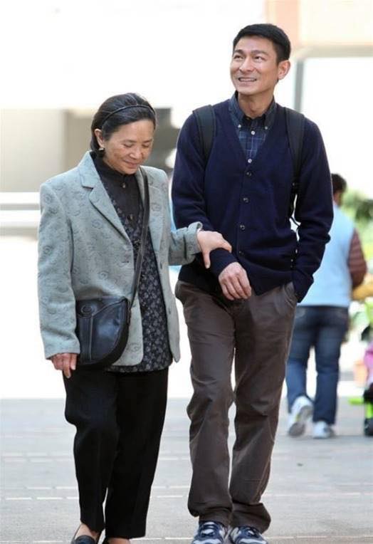幫劉德華還4千萬債務！晚年「被子女啃老」破產　如今被華仔寵上天：我養她一輩子