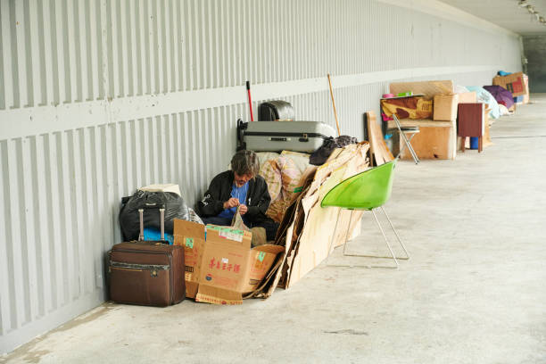 並非好吃懶做！黃越綏曝「外科名醫竟成街友」　值完夜班後「再也無法站上手術台」好唏噓