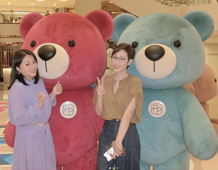 57歲仍小姑獨處！資深女星慶生「圈內大咖全來了」人脈超狂　「凍齡美貌驚艷全網」根本吃了防腐劑