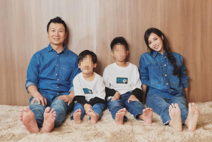 12年婚姻觸礁？侯佩岑突吐心聲「離開為了更好的相遇」　出面全認了：「夫妻天天有狀況....」