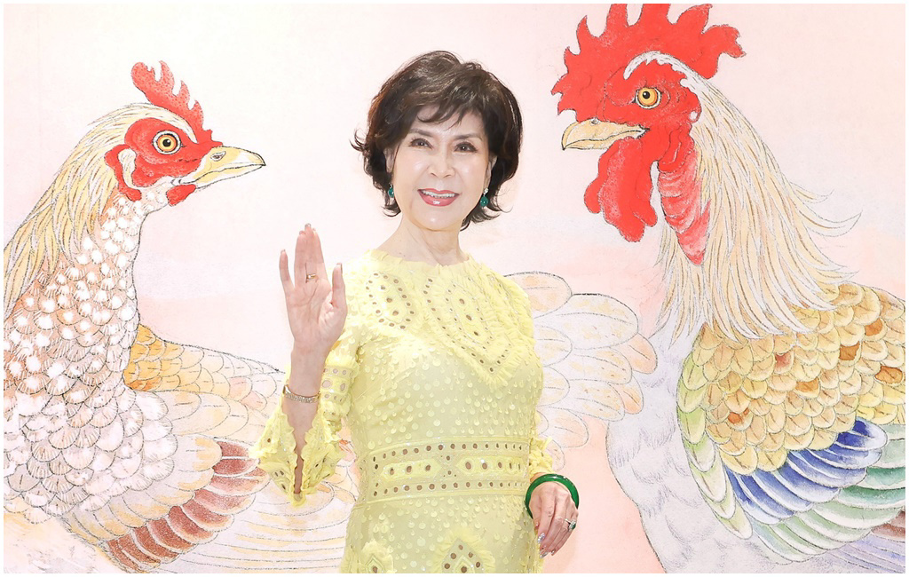 喪夫5年！白嘉莉定居「台灣五星級飯店」3年狂燒1400萬　「開箱40坪獨立套房」月租29萬愜意養老