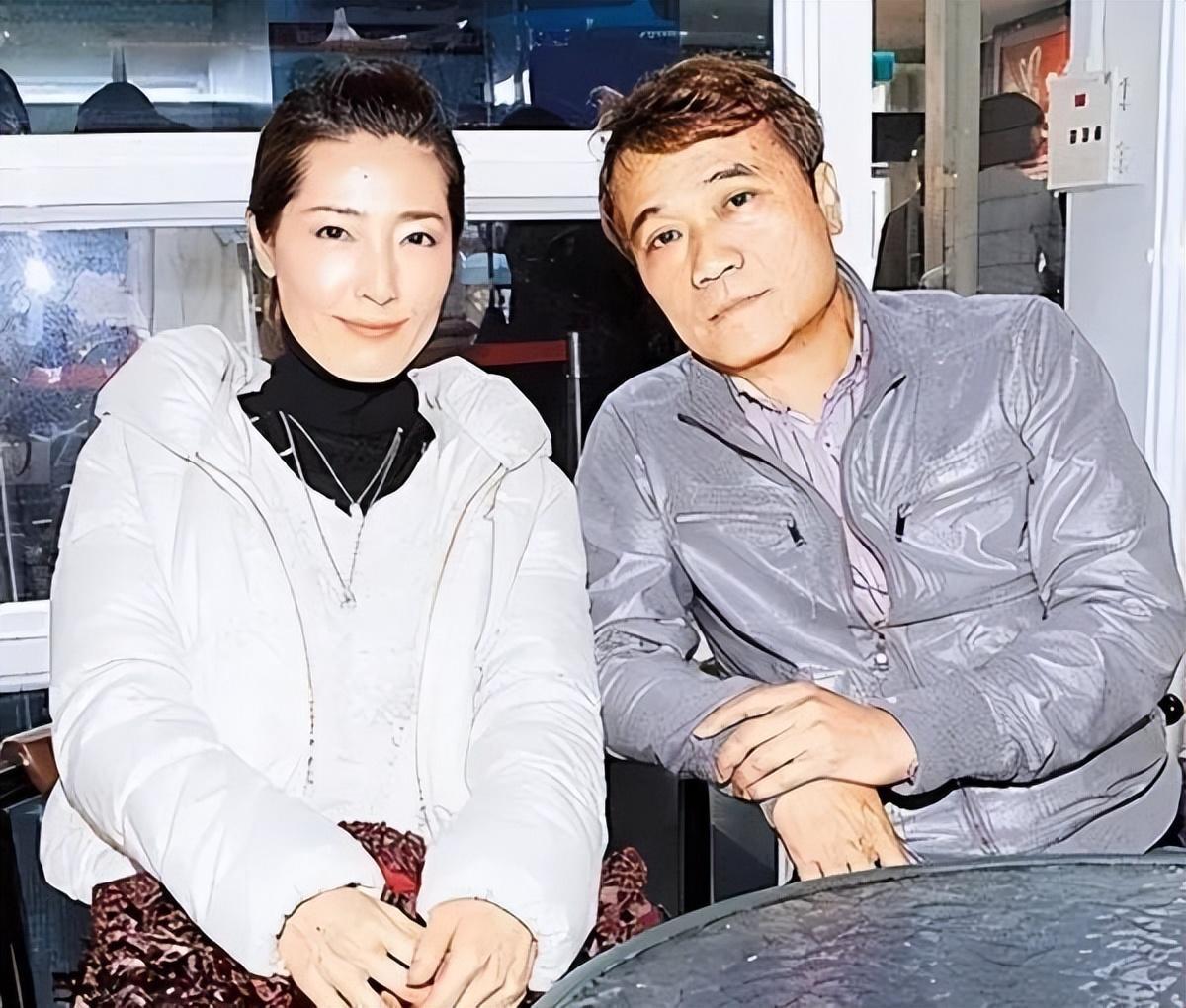 被譽為最美「潘金蓮」！她19歲爆紅「28歲住千萬豪宅」　如今「遭直擊賣拉麵」粉絲震驚